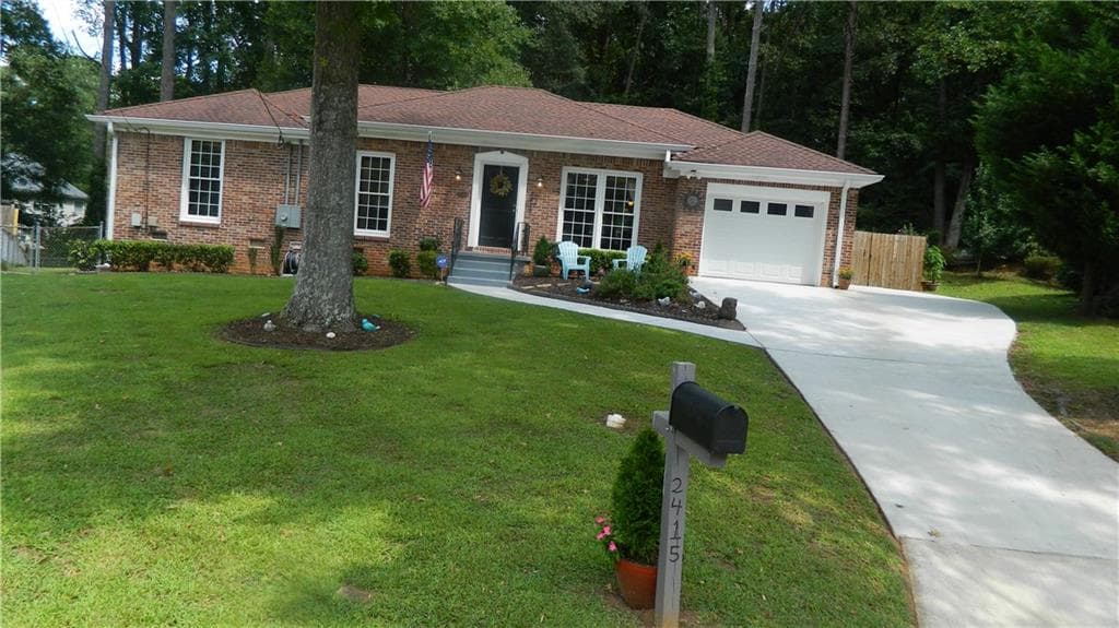 2415 S Eiffel Court, Decatur, GA 30032 — most recent listing photo