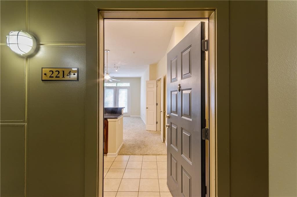 1 bedroom, 750 sq ft condominium sold at 400 17th Street 2214, Atlanta, GA 30363