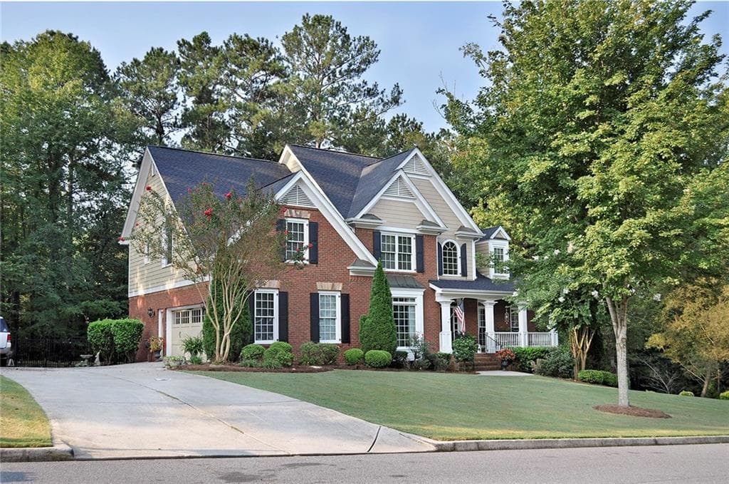 6 bedroom, 3,266 sq ft single family residence sold at 5125 Waterloo Drive, Acworth, GA 30101