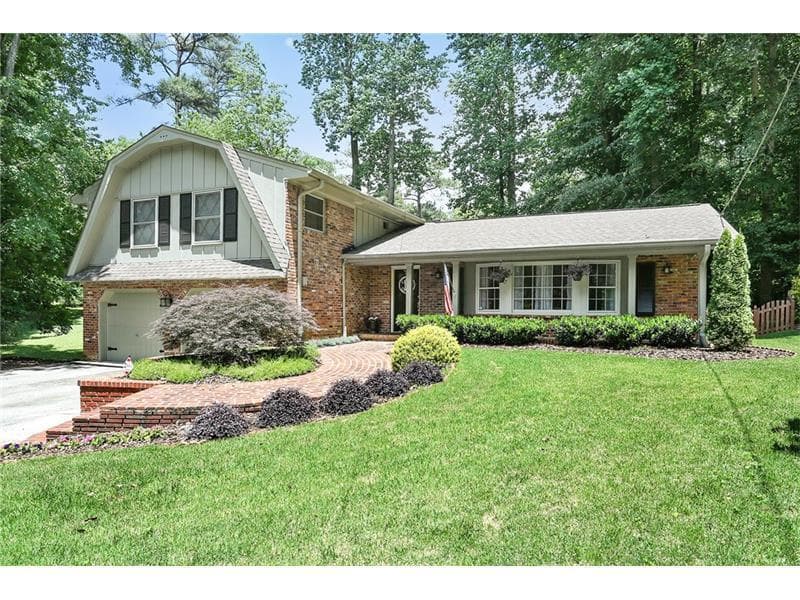 4 bedroom, 2,630 sq ft single family residence sold at 2780 Riviera Court, Decatur, GA 30033