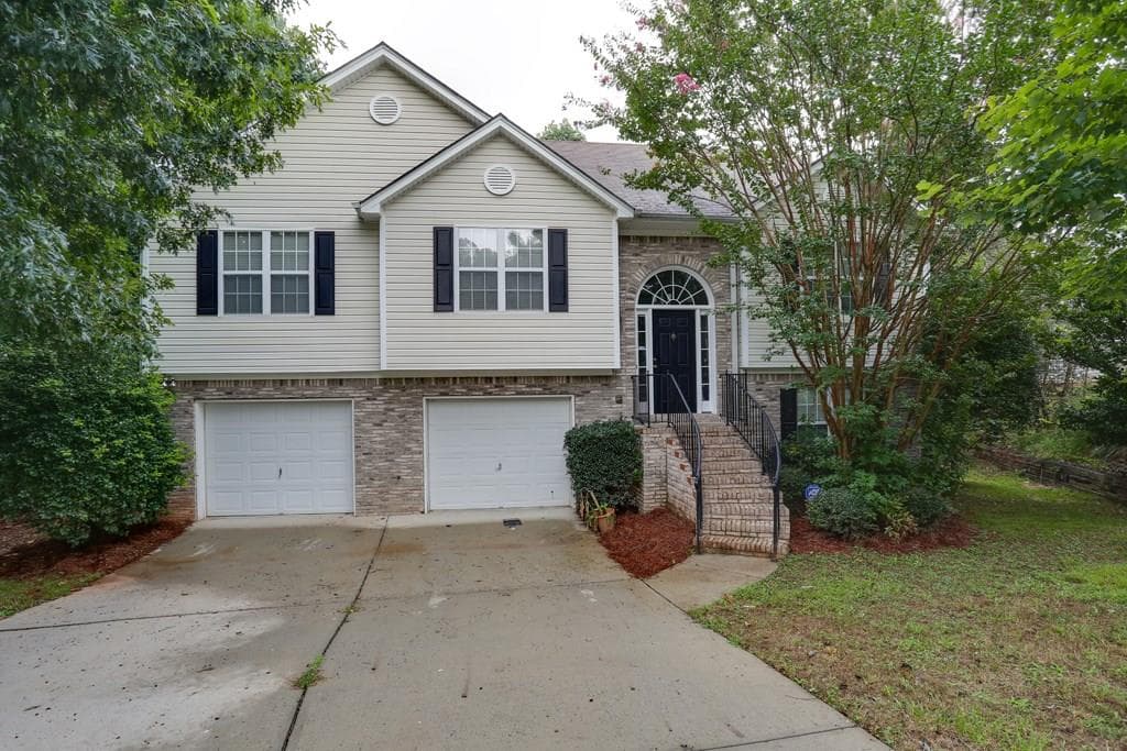90 Cedarhurst Road, Lawrenceville, GA 30045 — most recent listing photo