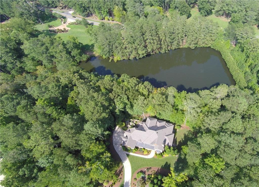 6 bedroom, 9,855 sq ft single family residence sold at 108 Waters Edge Drive, Woodstock, GA 30188