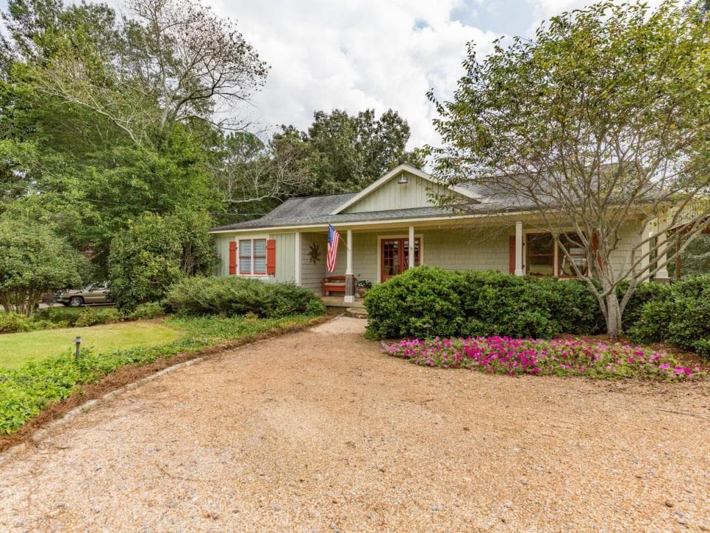 93 6th Avenue, Dallas, GA 30157 — most recent listing photo