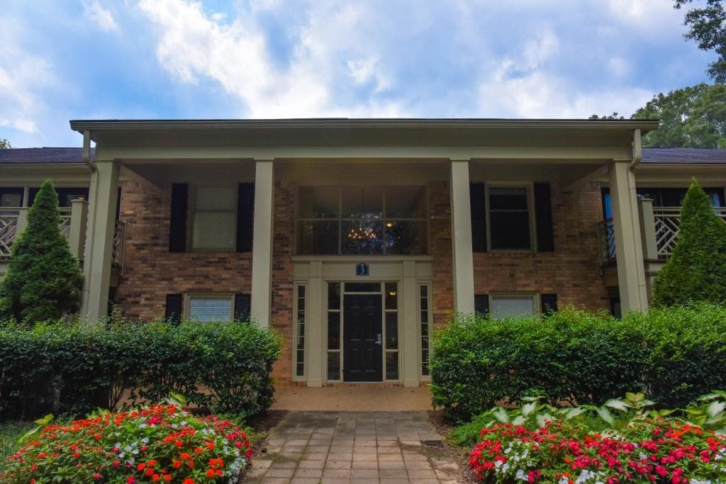 3650 Ashford Dunwoody Road 325, Brookhaven, GA 30319 — most recent listing photo