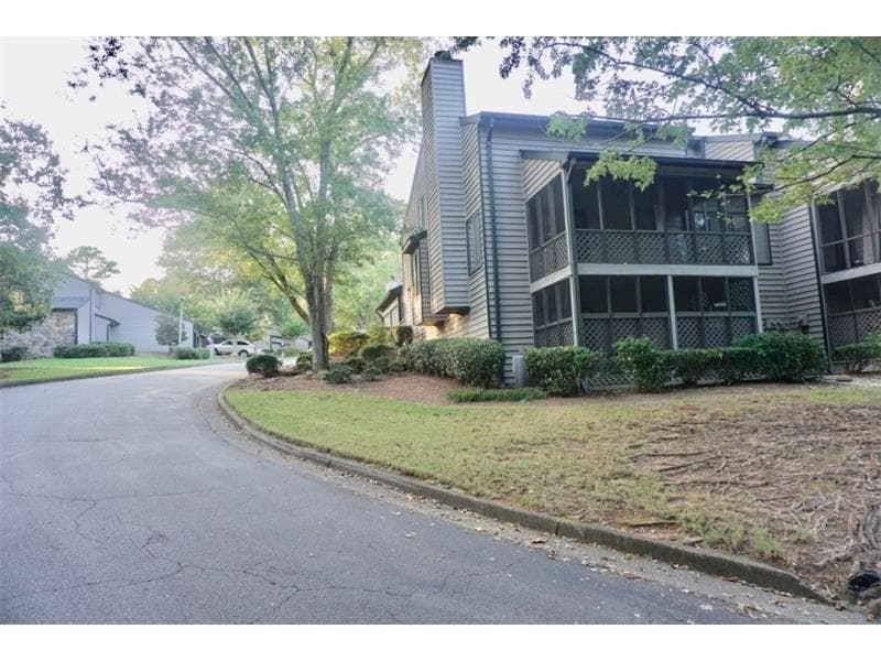 500 Gardenia Lane, Marietta, GA 30068 — most recent listing photo