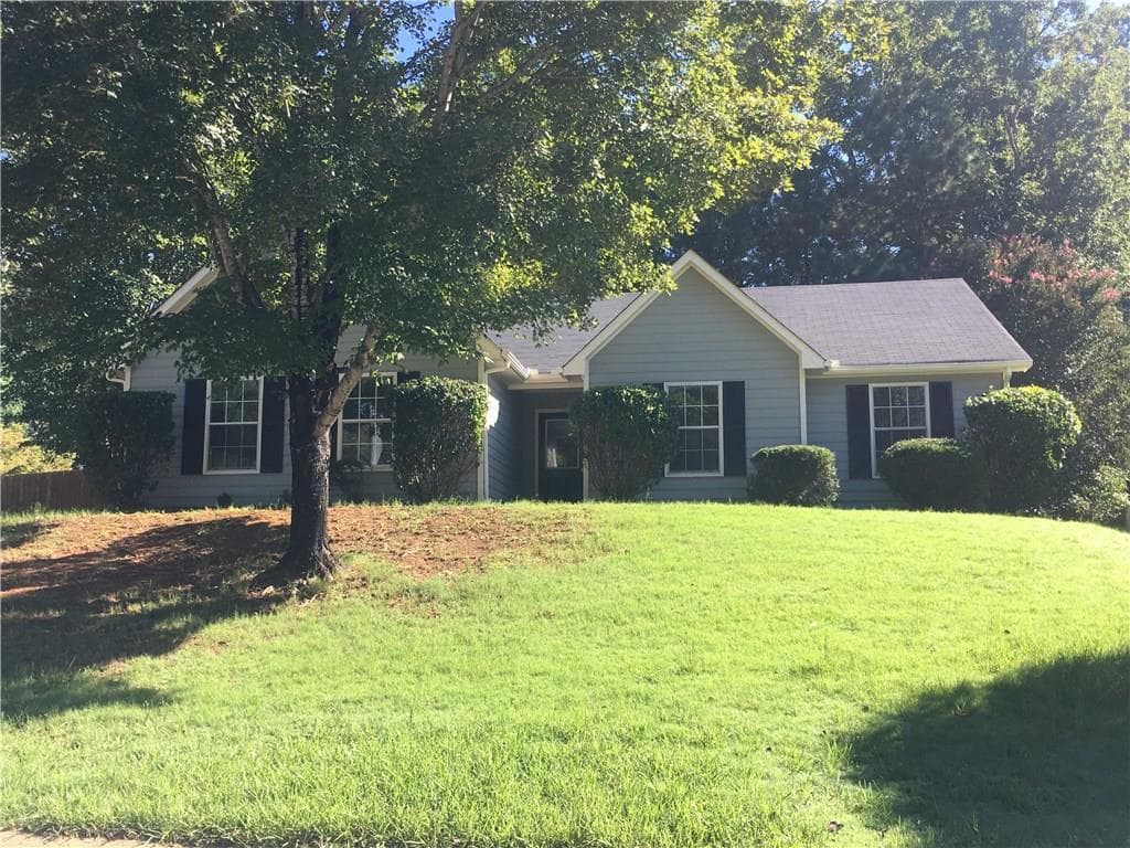 375 Paris Drive, Lawrenceville, GA 30043 — most recent listing photo