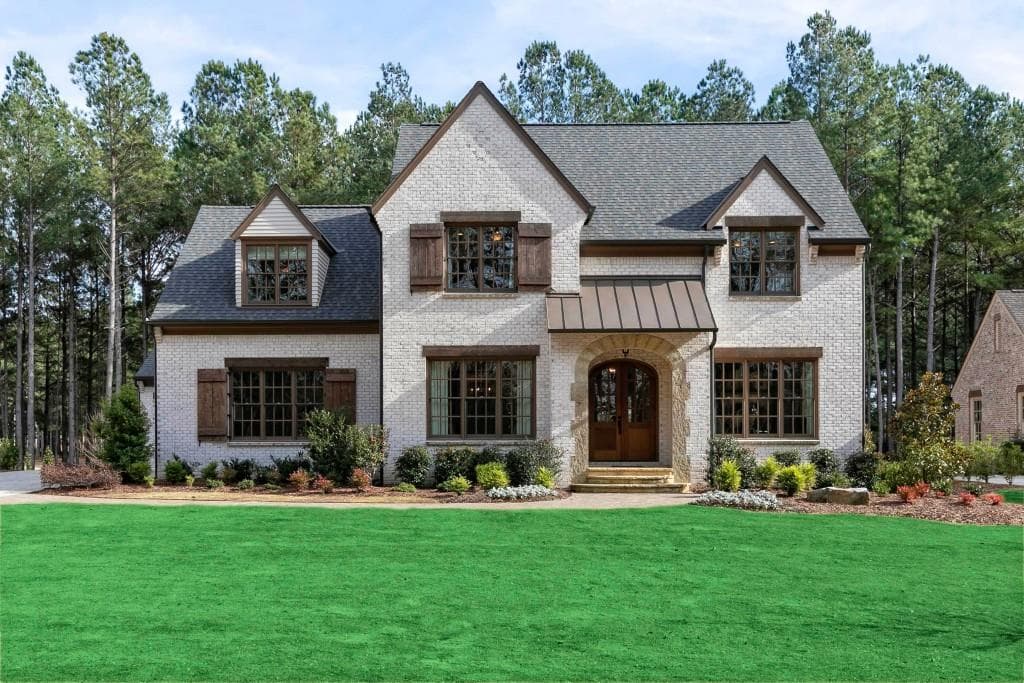 4 bedroom, 4,386 sq ft single family residence sold at 688 Crescent River Pass, Suwanee, GA 30024