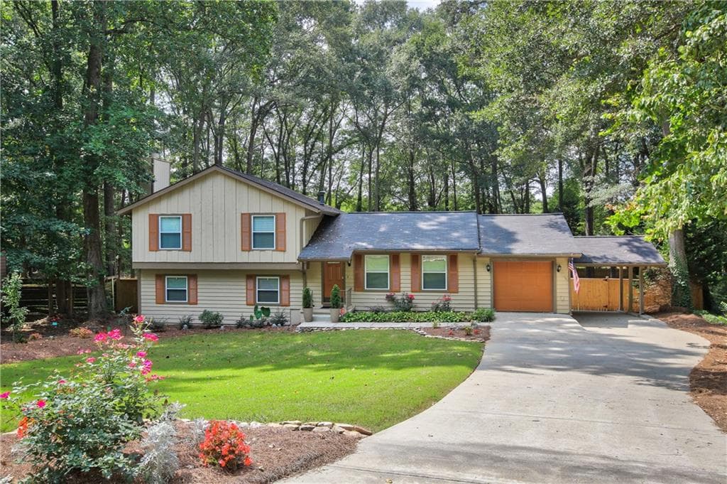 140 Michaela Drive, Alpharetta, GA 30009 — most recent listing photo