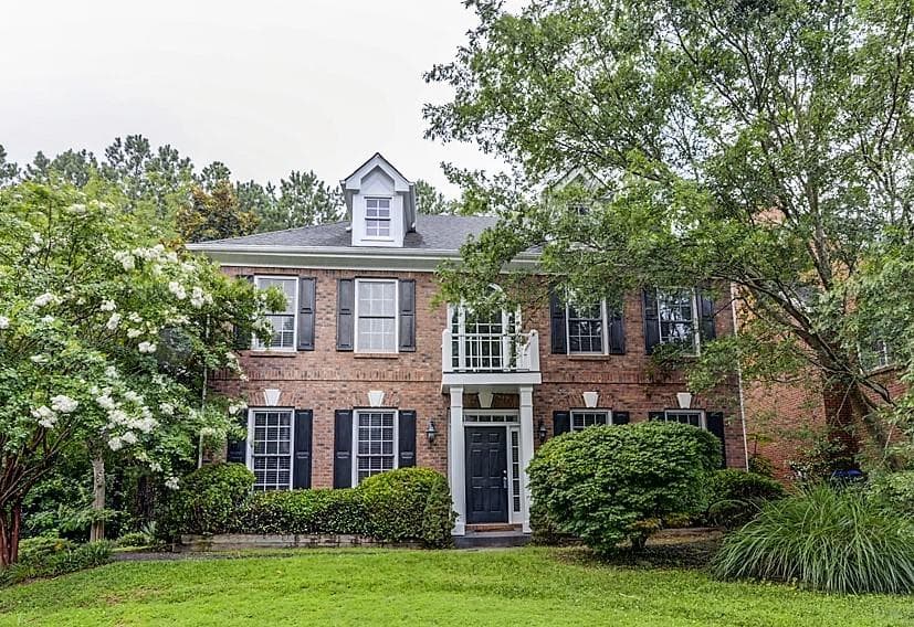 3 bedroom, 2,622 sq ft single family residence sold at 1957 Regency Cove Court, Atlanta, GA 30341