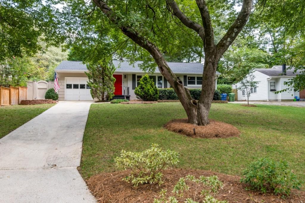 2 bedroom, 1,120 sq ft single family residence sold at 2233 Rando Lane, Atlanta, GA 30318