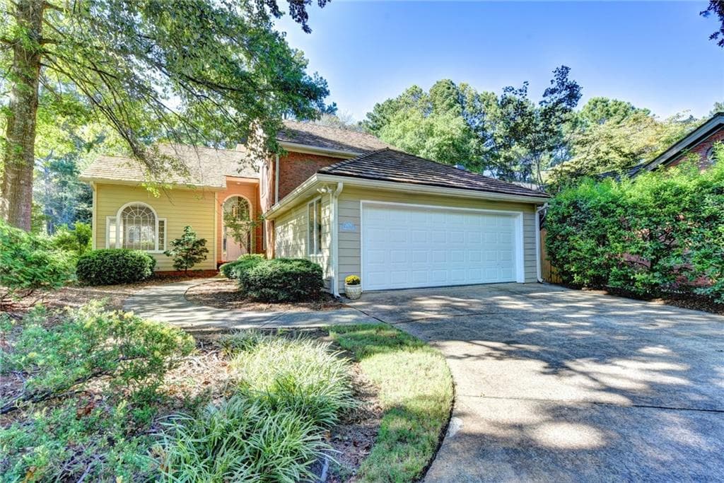 2670 Camden Glen Court, Roswell, GA 30076 — most recent listing photo