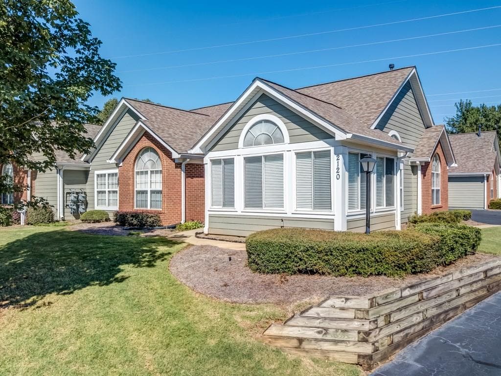 2120 Carefree Circle 1, Marietta, GA 30062 — most recent listing photo