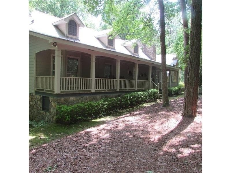 5 bedroom, 1,838 sq ft single family residence sold at 250 Clayton Trail, Canton, GA 30114