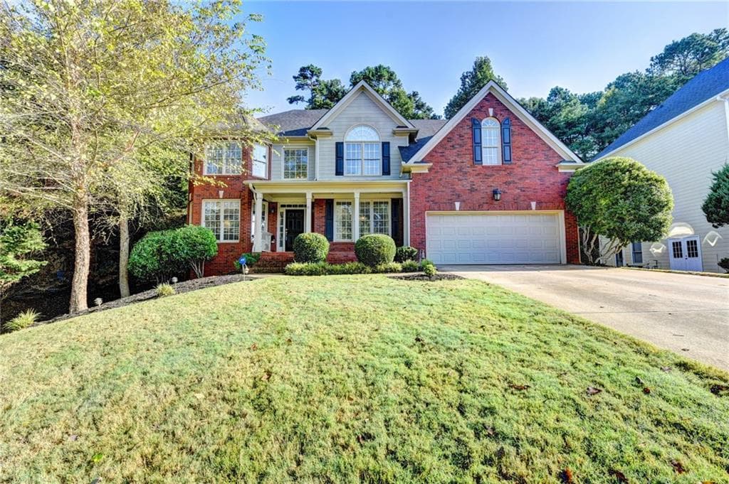 5 bedroom, 4,617 sq ft single family residence sold at 3875 Regal Oaks Drive, Suwanee, GA 30024