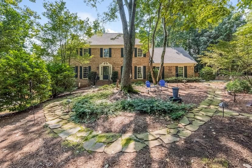5326 Cedar Chase, Dunwoody, GA 30338 — most recent listing photo