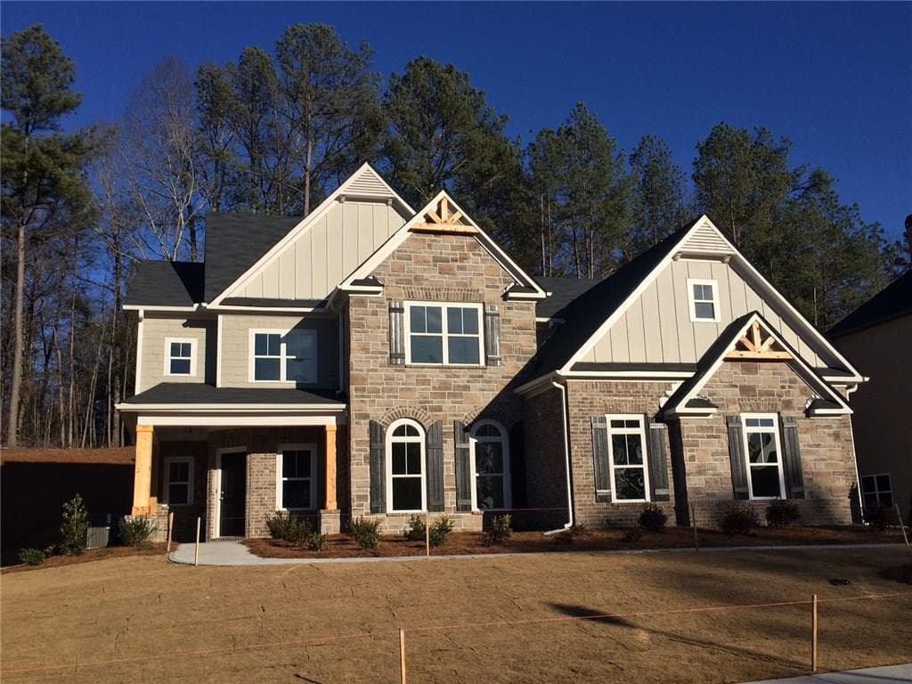 5 bedroom single family residence sold at 6640 Canyon Cove, Cumming, GA 30028