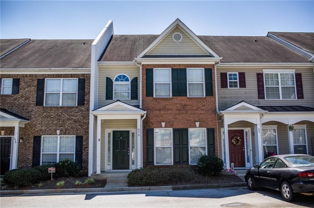 658 Kenridge Way, Suwanee, GA 30024 — most recent listing photo