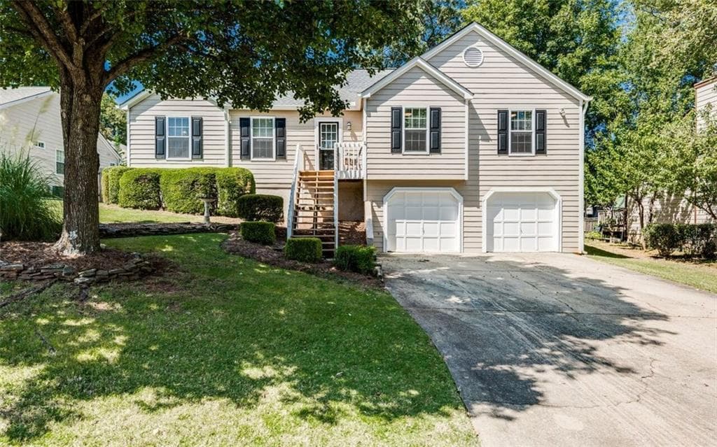 10830 Plantation Drive, Johns Creek, GA 30022 — most recent listing photo