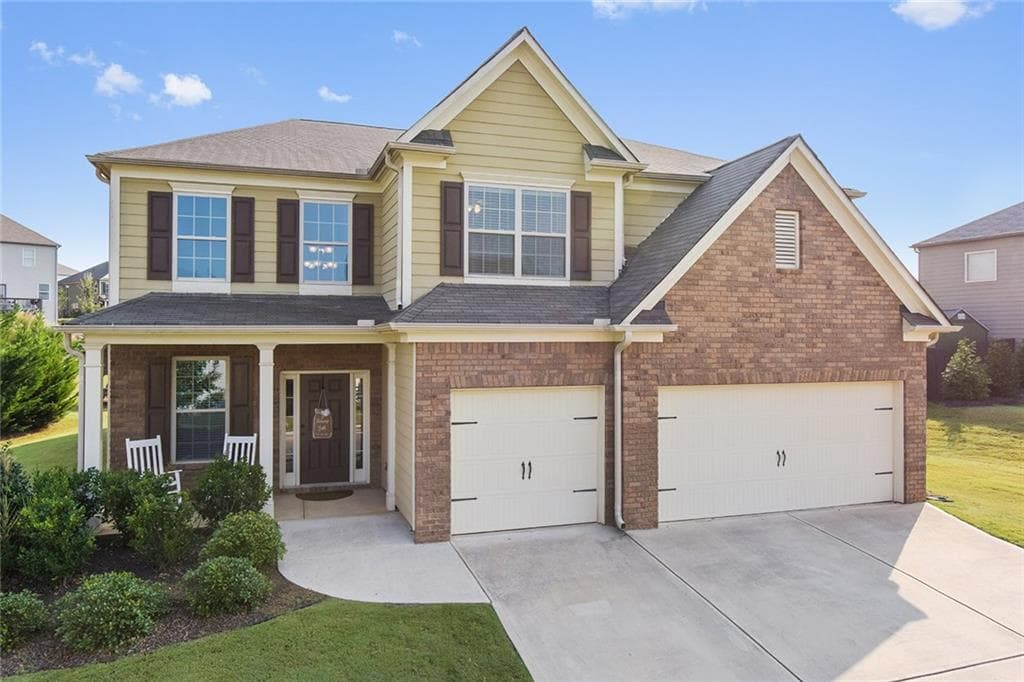4 bedroom, 3,850 sq ft single family residence sold at 4855 Plainsman Circle, Cumming, GA 30028