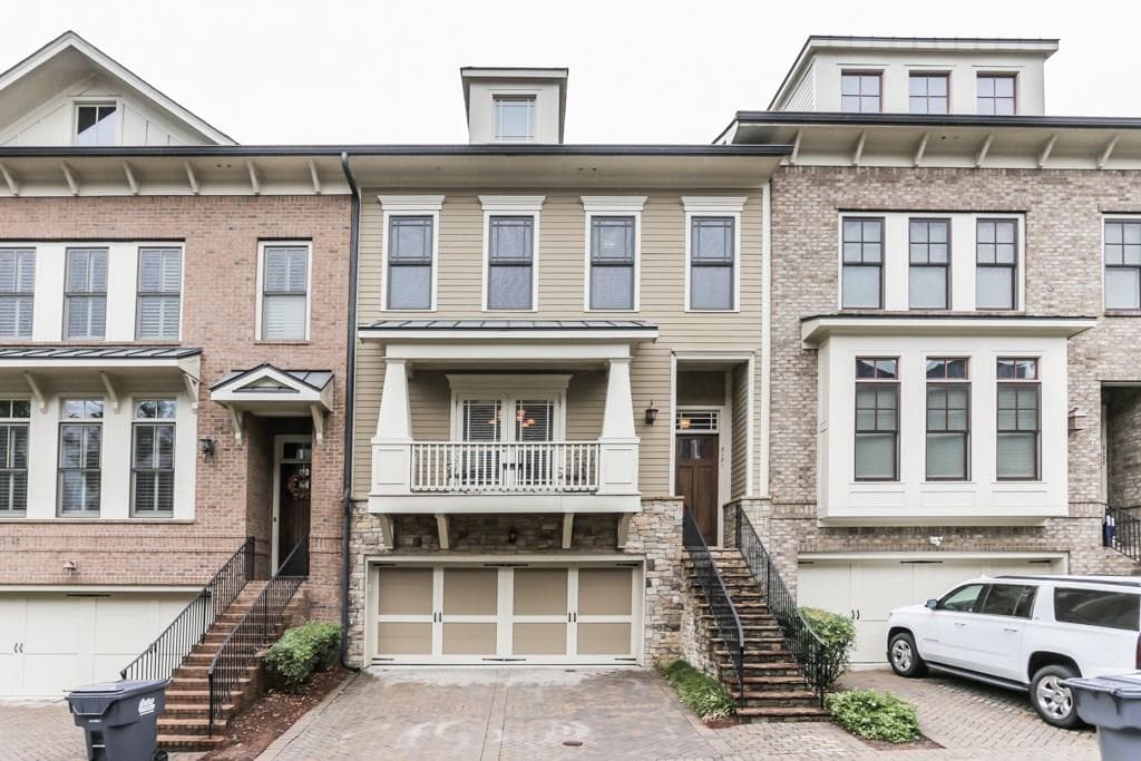 2121 W Village Crossing, Smyrna, GA 30080 — most recent listing photo