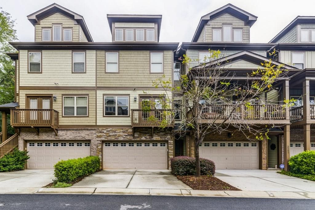 3200 Saute Way, Decatur, GA 30032 — most recent listing photo