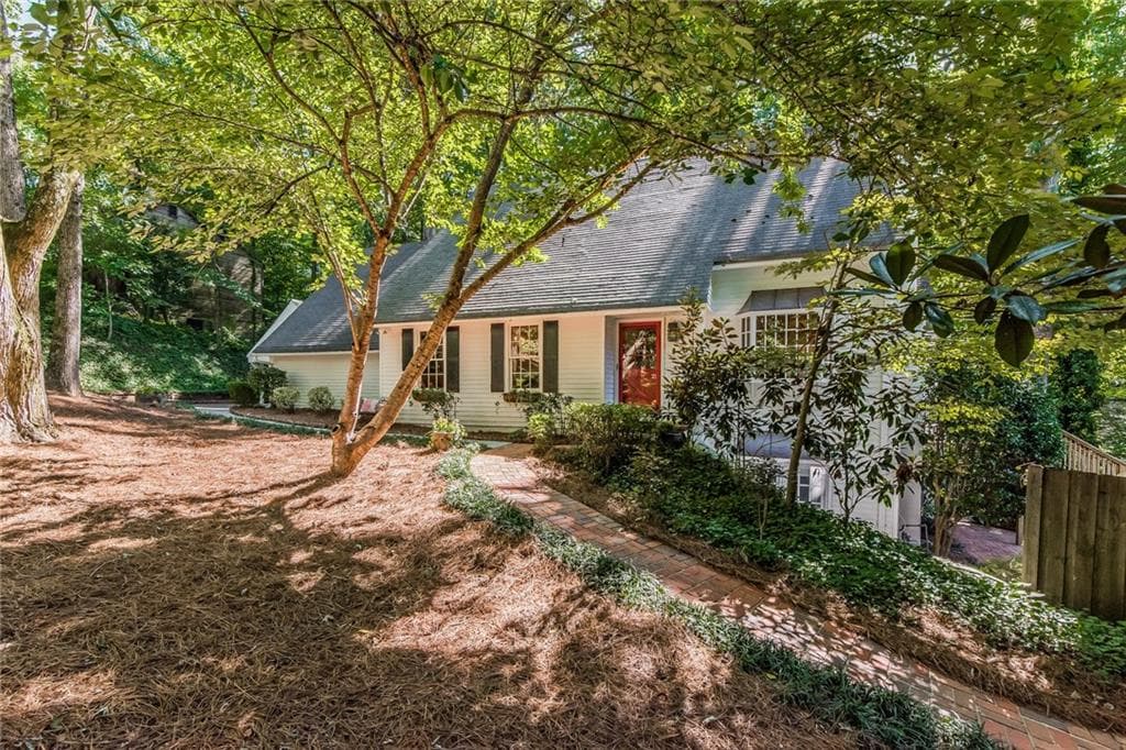 1500 Landeveis End, Marietta, GA 30068 — most recent listing photo