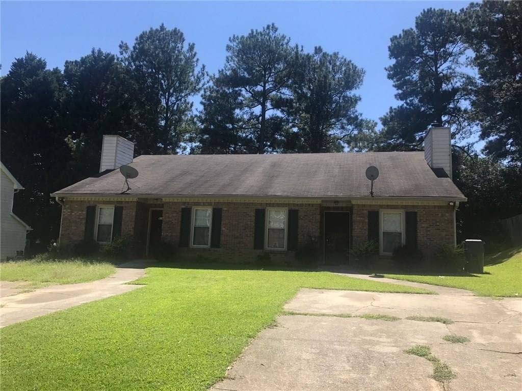 duplex sold at 816 Indian Lake Drive, Lilburn, GA 30047