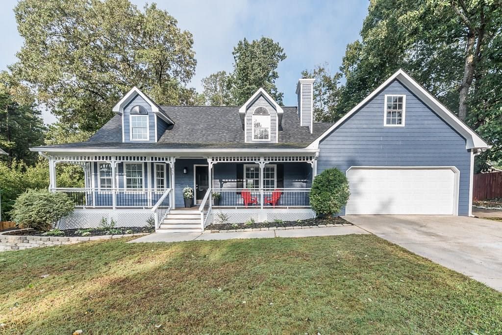 4 bedroom, 2,360 sq ft single family residence sold at 1938 Stonebrook Way, Lawrenceville, GA 30043