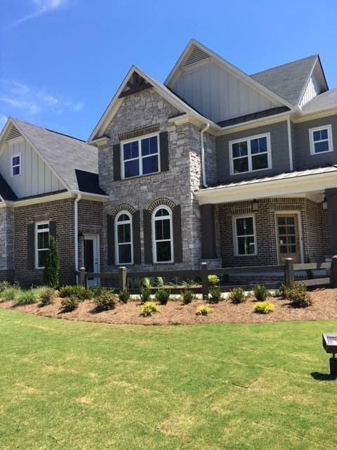5 bedroom single family residence sold at 139 Edinburgh Drive, Holly Springs, GA 30115
