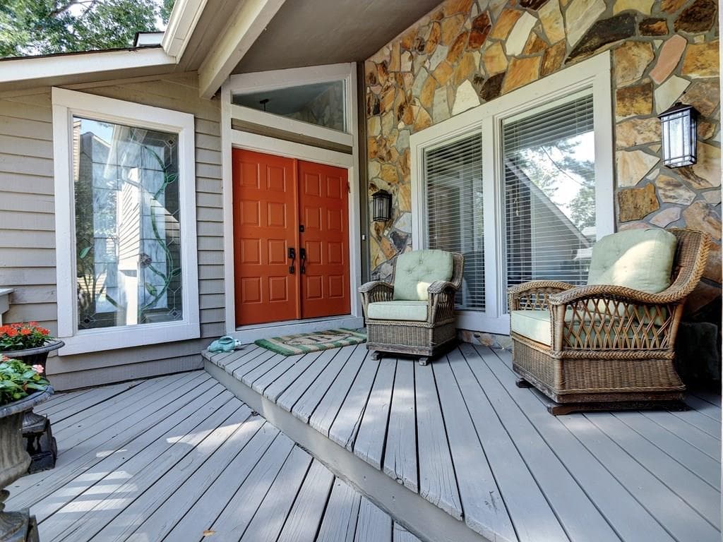 3301 Clubland Drive, Marietta, GA 30068 — most recent listing photo