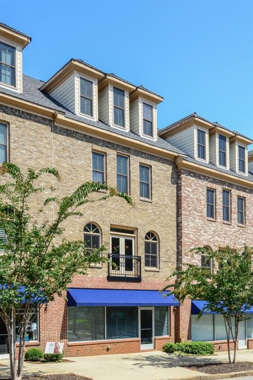 4 bedroom, 3,026 sq ft townhouse sold at 1281 Dahlgren Lane, Atlanta, GA 30316