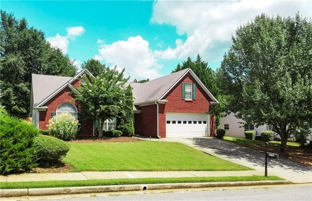 4 bedroom, 2,338 sq ft single family residence sold at 5133 Haverford Run Drive, Lilburn, GA 30047
