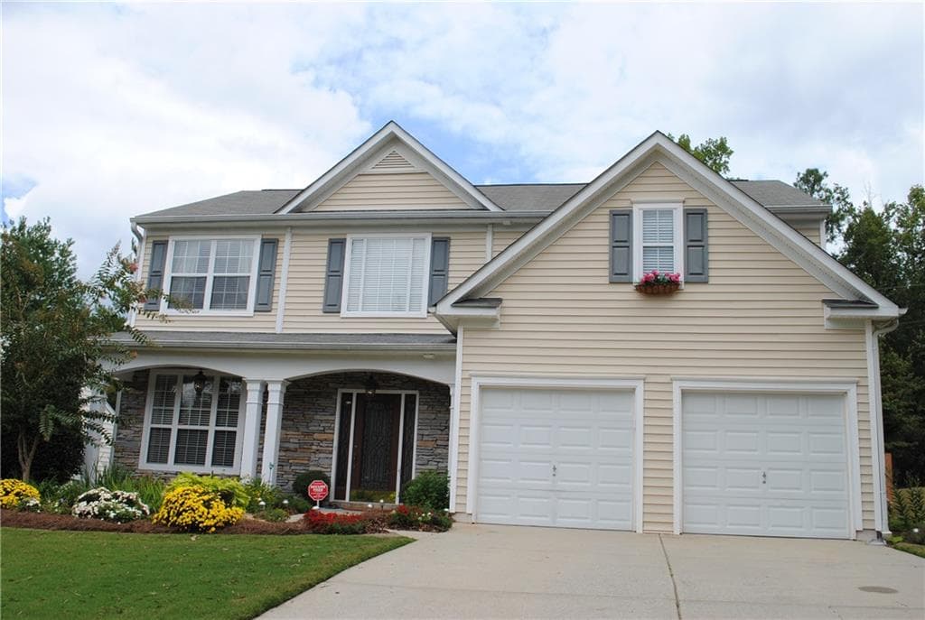 4 bedroom, 2,338 sq ft single family residence sold at 110 Diamond Ridge Avenue, Canton, GA 30114