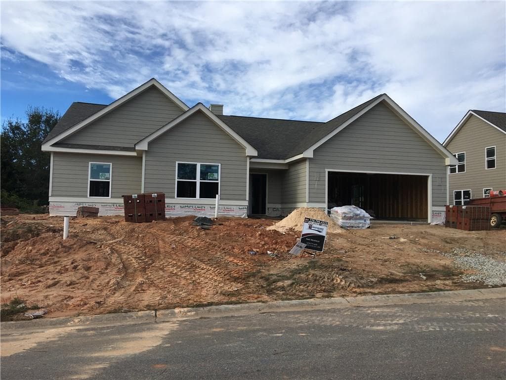 4 bedroom, 2,108 sq ft single family residence sold at 1239 Oak Springs Way, Statham, GA 30666