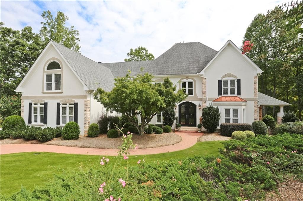 1005 Hedgerose Lane, Roswell, GA 30075 — most recent listing photo