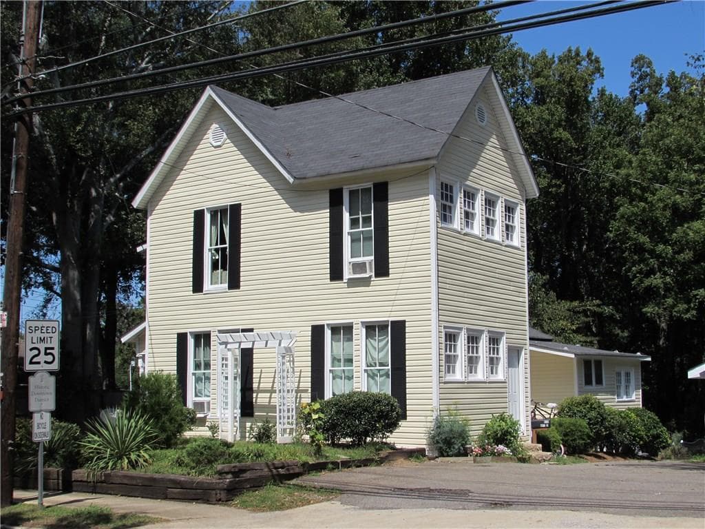 triplex sold at 510 E Main Street, Canton, GA 30114
