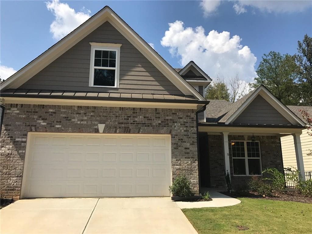 3 bedroom, 1,900 sq ft single family residence sold at 105 Altmore Way, Woodstock, GA 30188