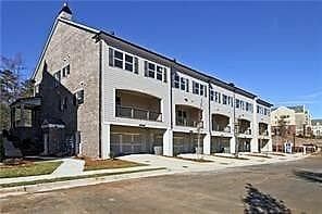 3 bedroom, 2,215 sq ft townhouse sold at 1950 Forte Lane 11, Alpharetta, GA 30009