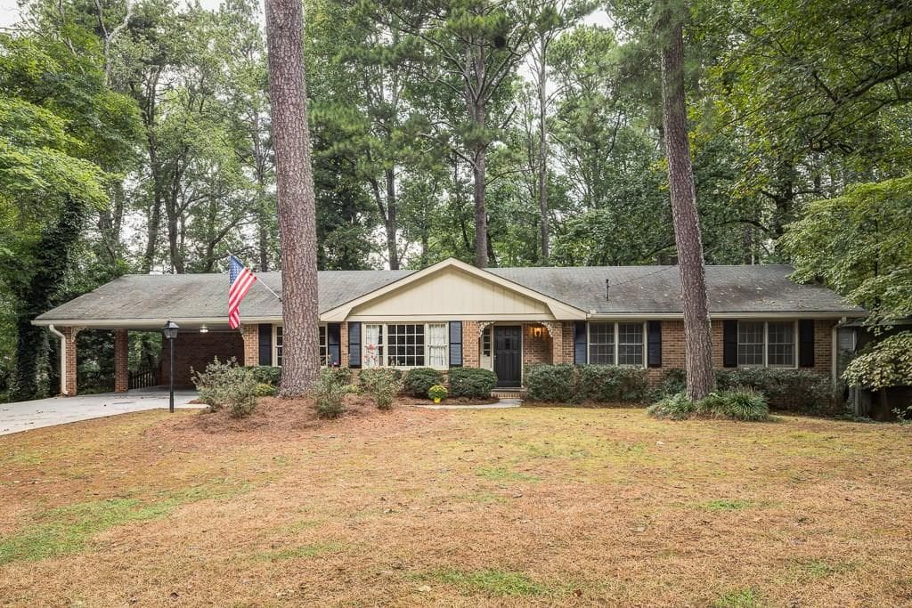2708 Claridge Court, Atlanta, GA 30360 — most recent listing photo