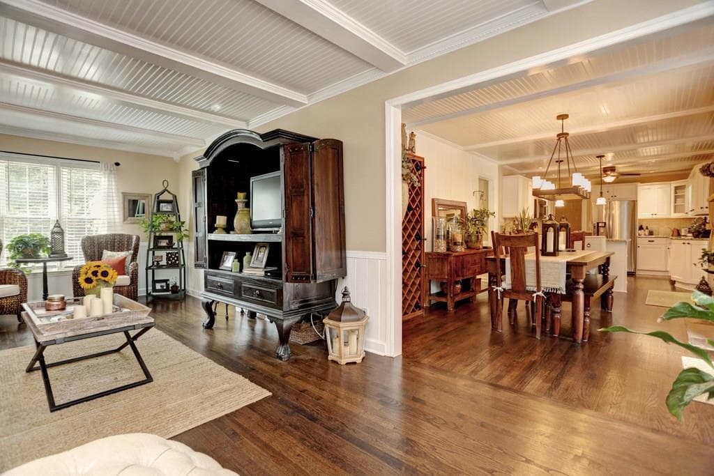 1310 Old Johnson Ferry Road, Brookhaven, GA 30319 — most recent listing photo