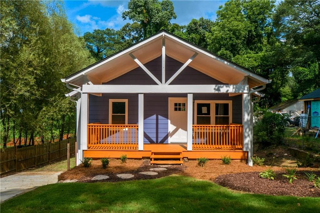 3 bedroom, 1,118 sq ft single family residence sold at 1552 Park Road, Atlanta, GA 30315