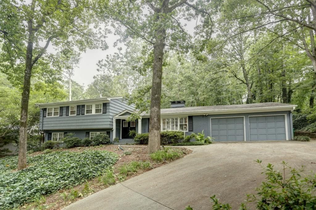 3 bedroom, 2,440 sq ft single family residence sold at 3177 Saybrook Drive, Brookhaven, GA 30319