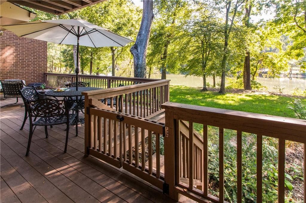 3998 Columns Drive 3998, Marietta, GA 30067 — most recent listing photo