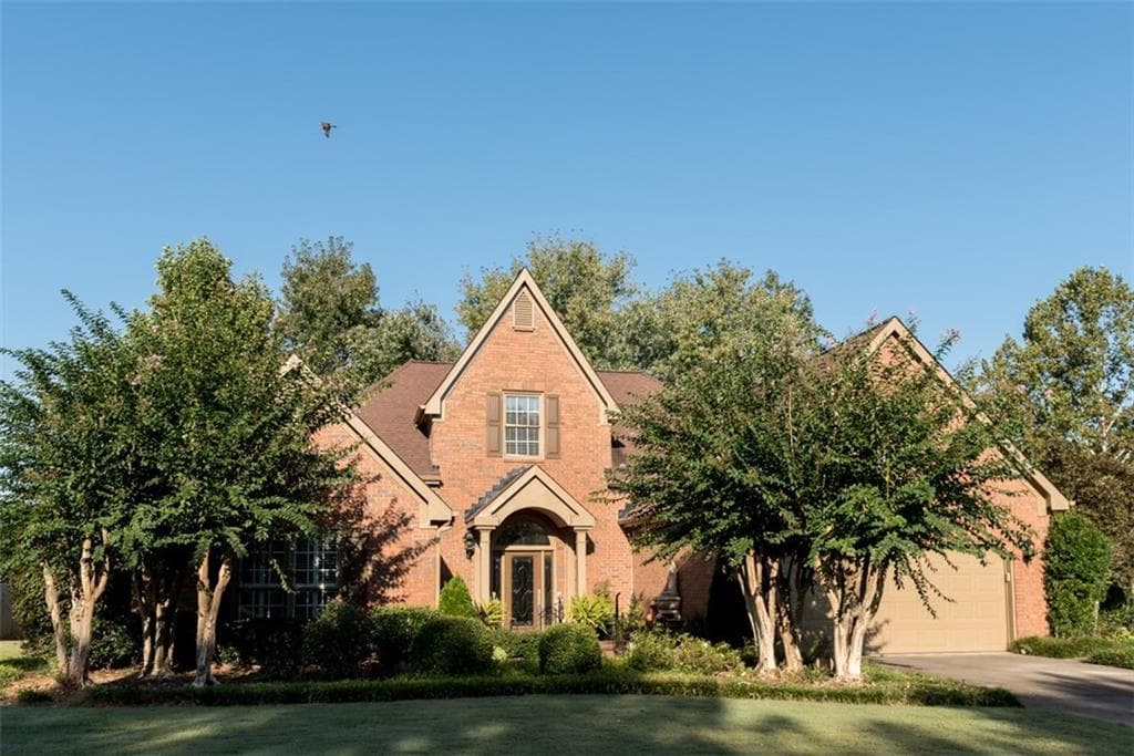 3 bedroom, 2,316 sq ft single family residence sold at 3480 Chartwell Ridge, Suwanee, GA 30024