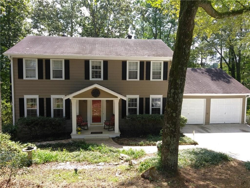 3900 Pebble Hill Court, Marietta, GA 30062 — most recent listing photo