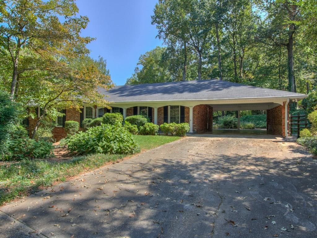6835 Heathfield Drive, Sandy Springs, GA 30328 — most recent listing photo