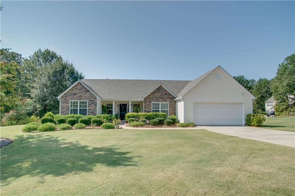 624 Wellington Drive, Monroe, GA 30655 — most recent listing photo