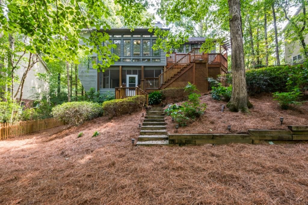 445 W Spalding Drive, Sandy Springs, GA 30328 — most recent listing photo