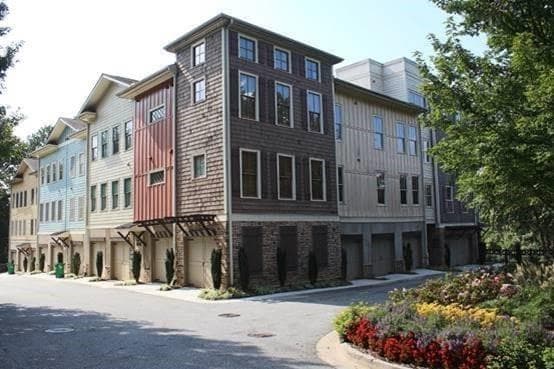 2 bedroom, 1,248 sq ft condominium sold at 1628 Briarcliff Road 3, Atlanta, GA 30306