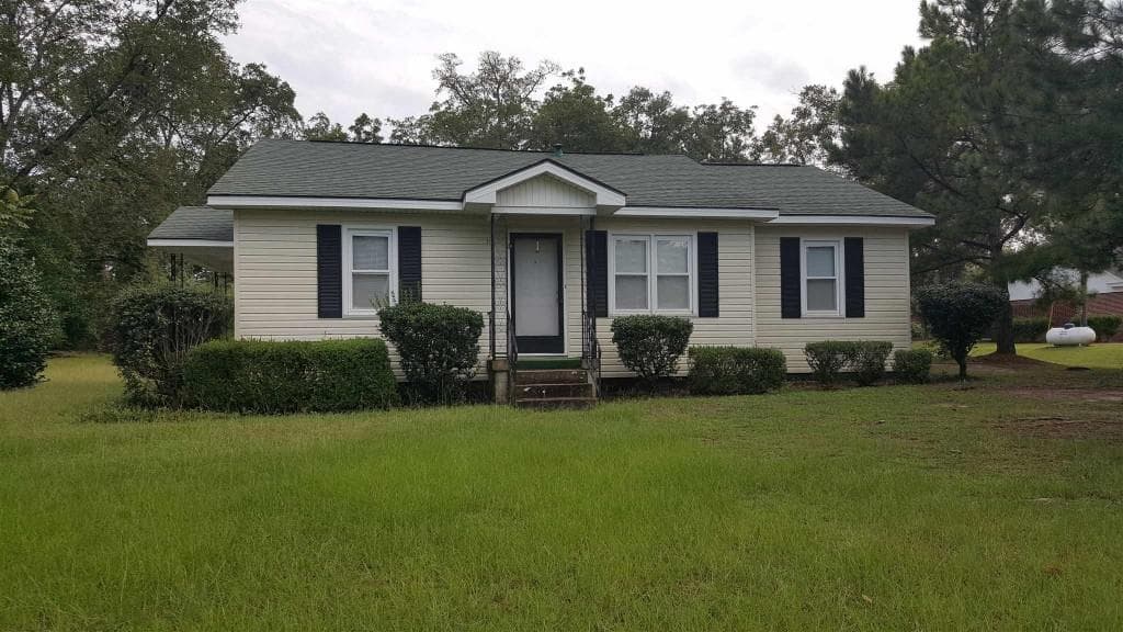 4 bedroom single family residence sold at 315 Elm Street, Twin City, GA 30471
